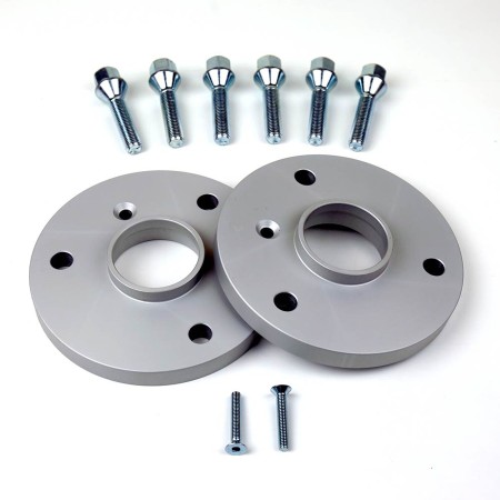 Coppia distanziali da 15mm CON bullone conico adatto a cerchi Aftermarket per Smart Roadster 452 2003-2014