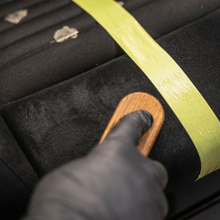 MANIAC LINE Alcantara® Cleaner 500ml - Pulitore specifico ed omologato da Alcantara® pronto all'uso - Mafra MF73