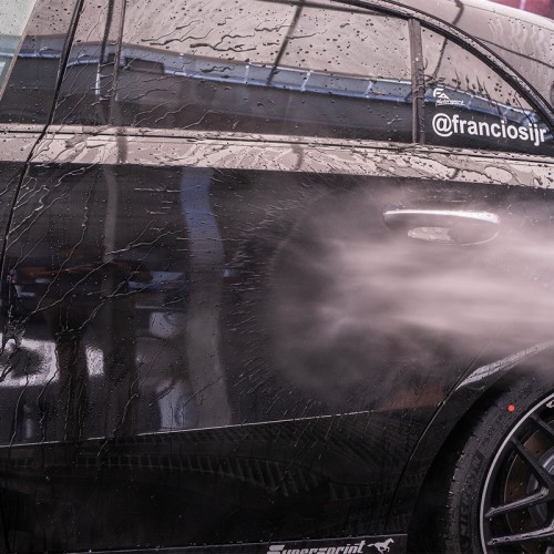 MANIAC LINE Black & Wrap Shampoo 500ml - Shampoo auto: lava e protegge con azione anticalcare - Mafra MF87