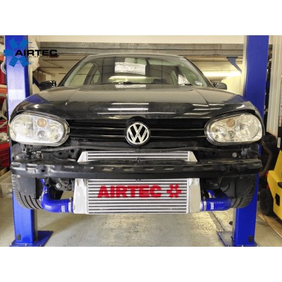 ATINTVAG13 Airtec Intercooler maggiorato con tubi Volkswagen Golf mk4 1.8T manicotti vw
