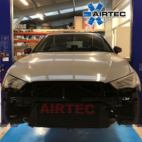 ATINTVAG18C Airtec Intercooler maggiorato Audi RS3 8V 2.5 TFSI 367/400cv CON Crash Bar 8V.2