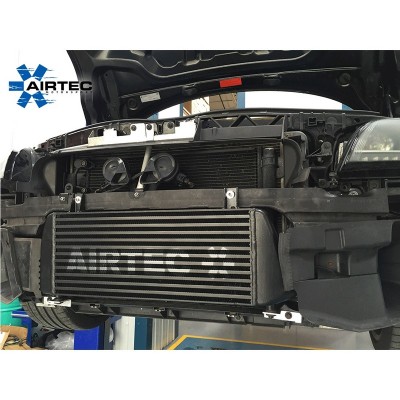 ATINTVAG19C Airtec Intercooler maggiorato Audi TT 8J RS 2.5 TFSI CON Crash Bar ttrs 2