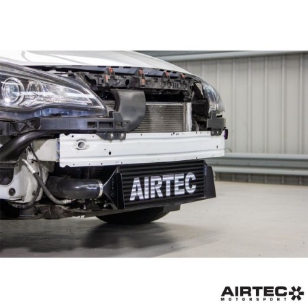 ATINTVAUX15 Airtec Intercooler maggiorato con tubi Opel Astra J 2.0 CDTI manicotti