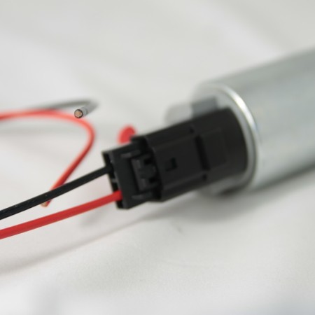 Cablaggio con attacco per pompa benzina Walbro