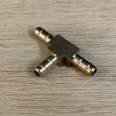 Raccordo di giunzione a T a 3 vie in ottone per tubazioni da 4mm TRS Tuning