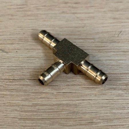 Raccordo di giunzione a T a 3 vie in ottone per tubazioni da 4mm TRS Tuning