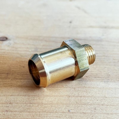 Raccordo adattatore dritto con filetto M10x1 a portagomma per tubo manicotto 14mm TRS Tuning