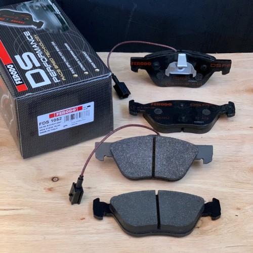 Pastiglie freno sportive anteriori Ferodo Racing DS Performance Alfa Romeo 147 156 Fiat Coupe  - Ferodo FDS1052