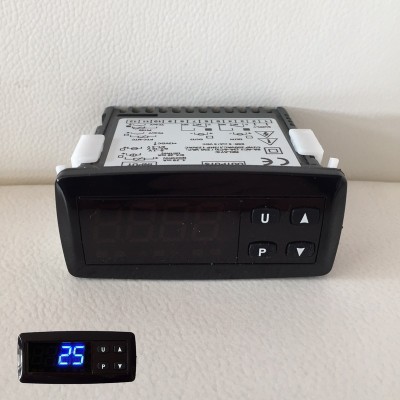 Temperatura gas di scarico EGT digitale rettangolare - Display numeri BLU - Roaditalia 1002s