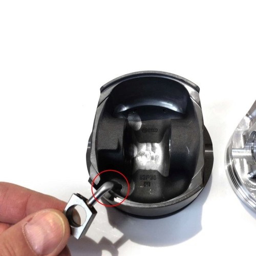 Spruzzatori d'olio per pistoni JE VAG 2.0 litri TFSI EA113 RACE Bar-Tek 21tf182