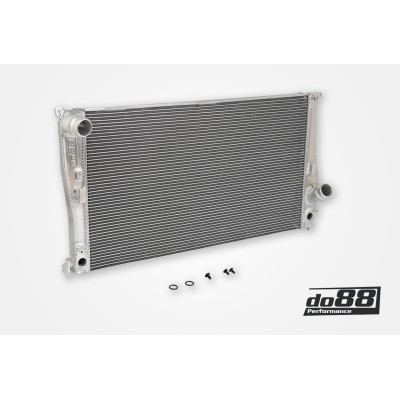 DO88 WC-370 Radiatore acqua maggiorato BMW 135i 335i 35i N54 N55 Automatico 07-13 (E9X E82 E89)